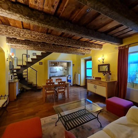 Magic Central Attic Apartment Praag Buitenkant foto