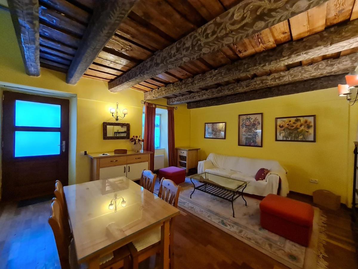Magic Central Attic Apartment Praag Buitenkant foto