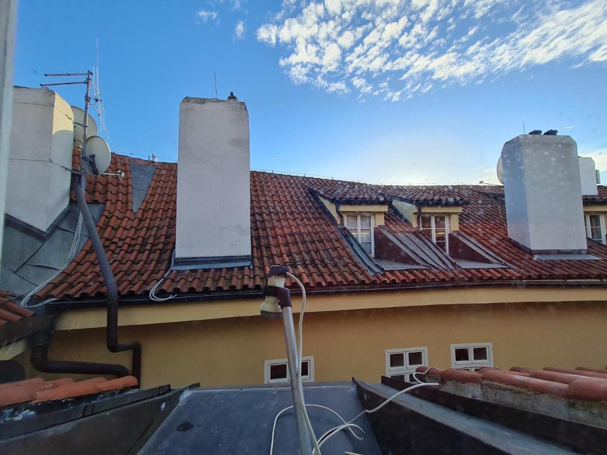 Magic Central Attic Apartment Praag Buitenkant foto